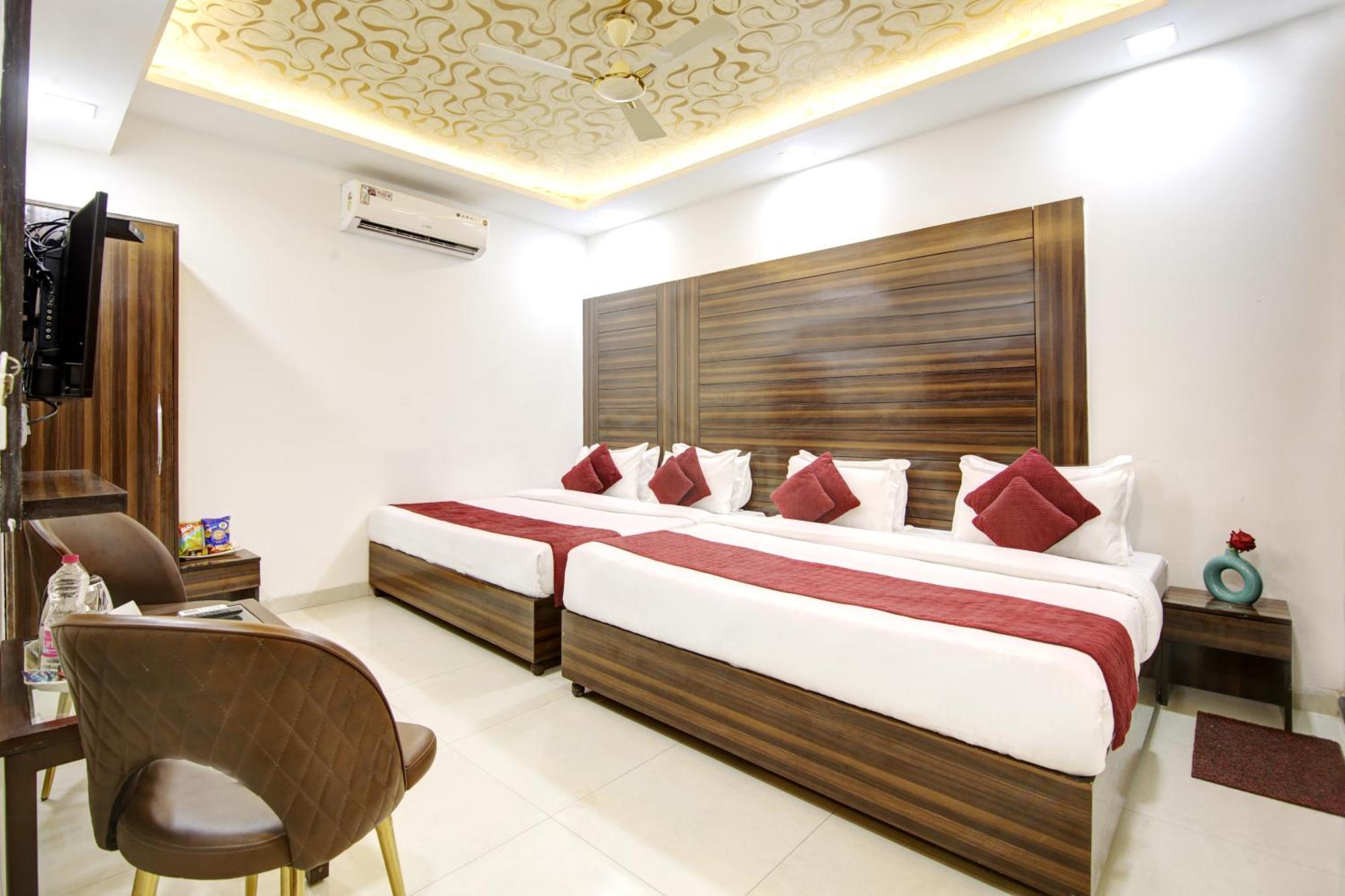 Airport Hotel Chanakya Delhi New Delhi Buitenkant foto
